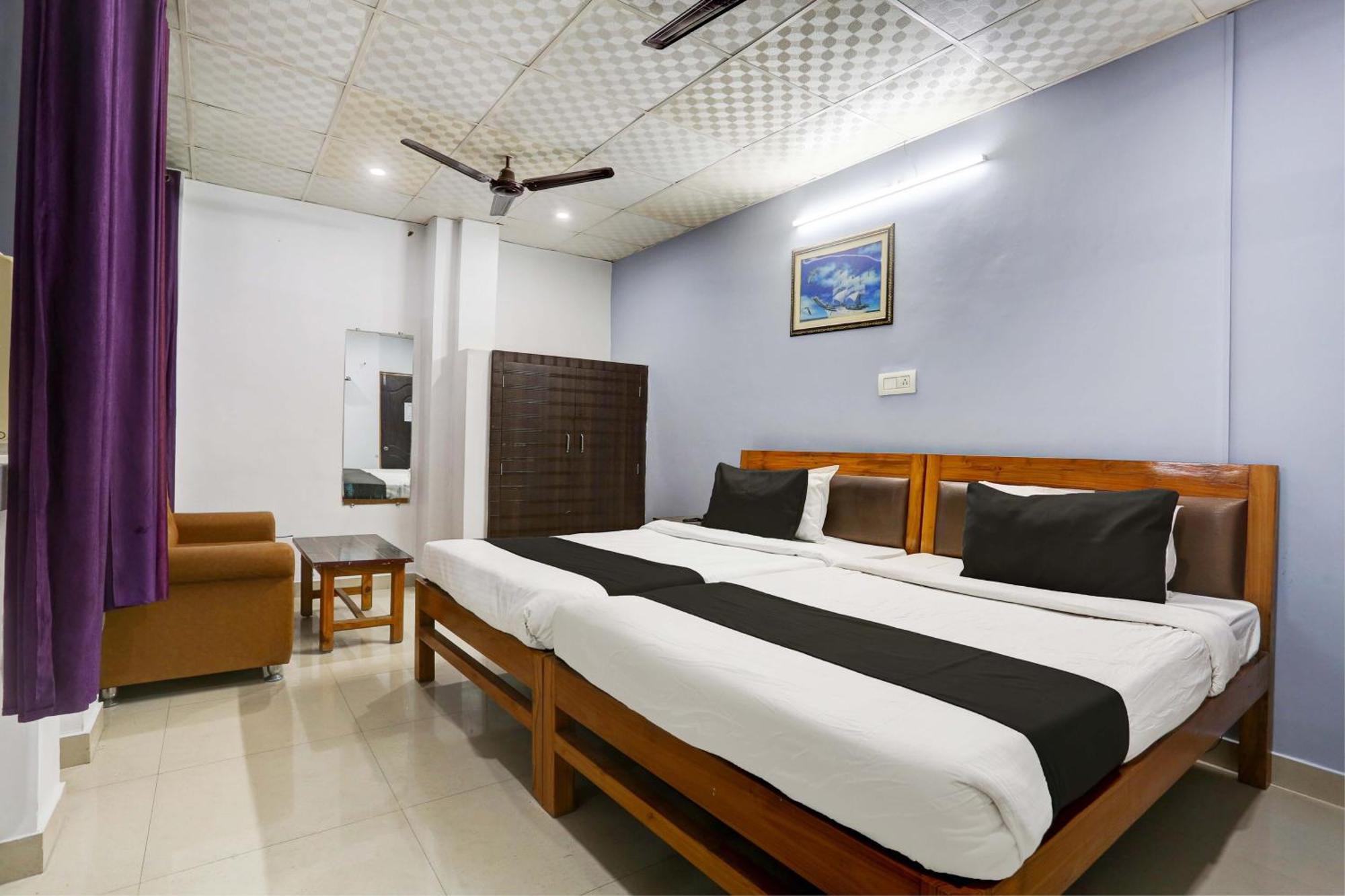 Collection O Hotel Moon Light Lucknow Extérieur photo