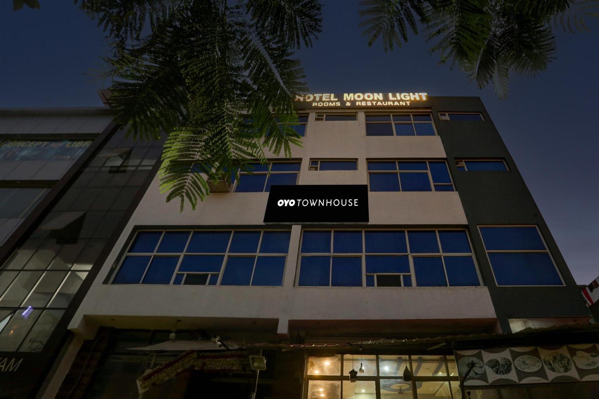 Collection O Hotel Moon Light Lucknow Extérieur photo